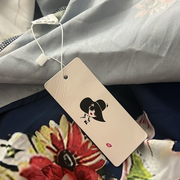 New - Picture 2 of 3